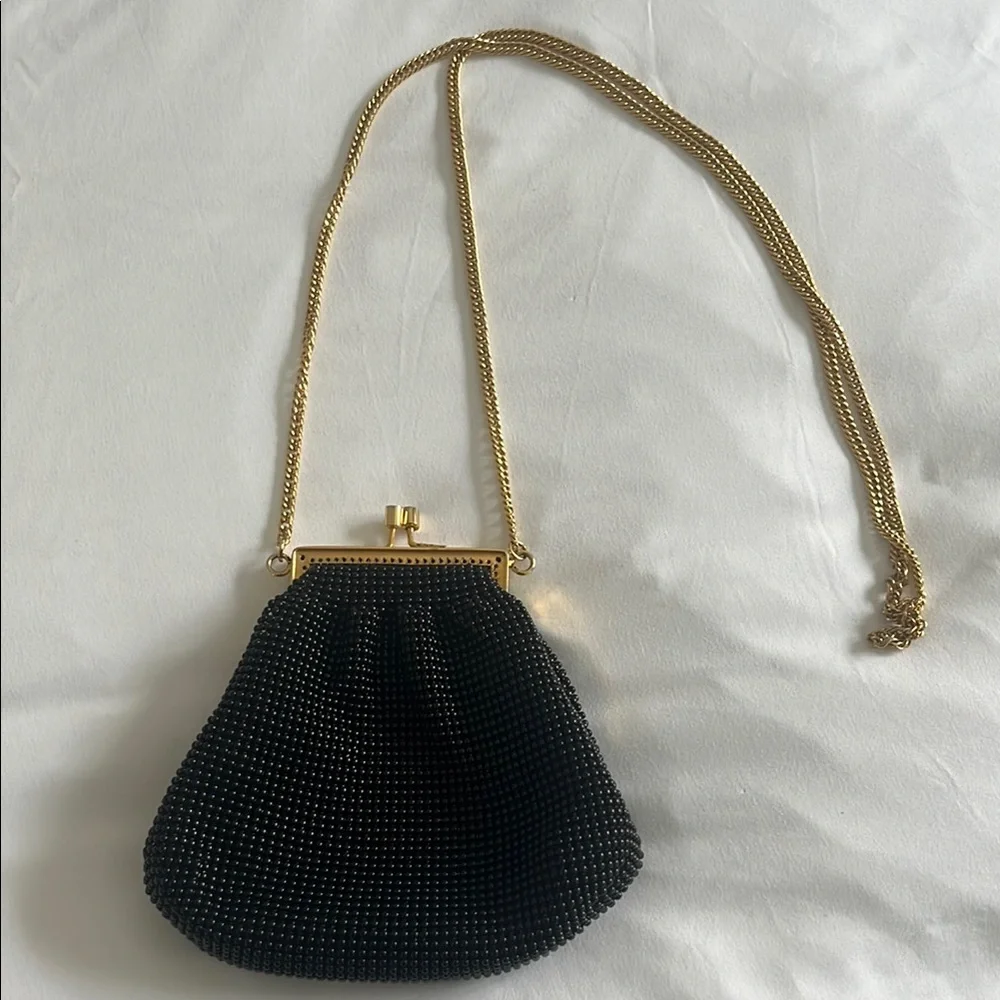 Whiting & Davis Black and Gold Clutch with Vintage Charm - Picture 1 of 6